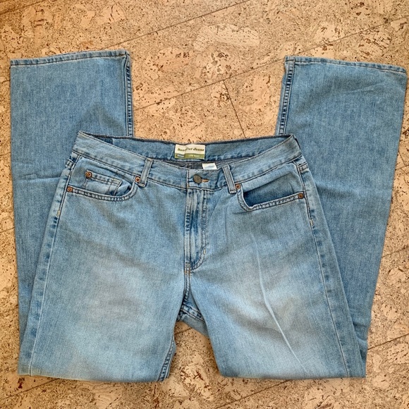 🌼3/$30 Old Navy Bootcut Low Waist Original Jeans - Picture 2 of 5